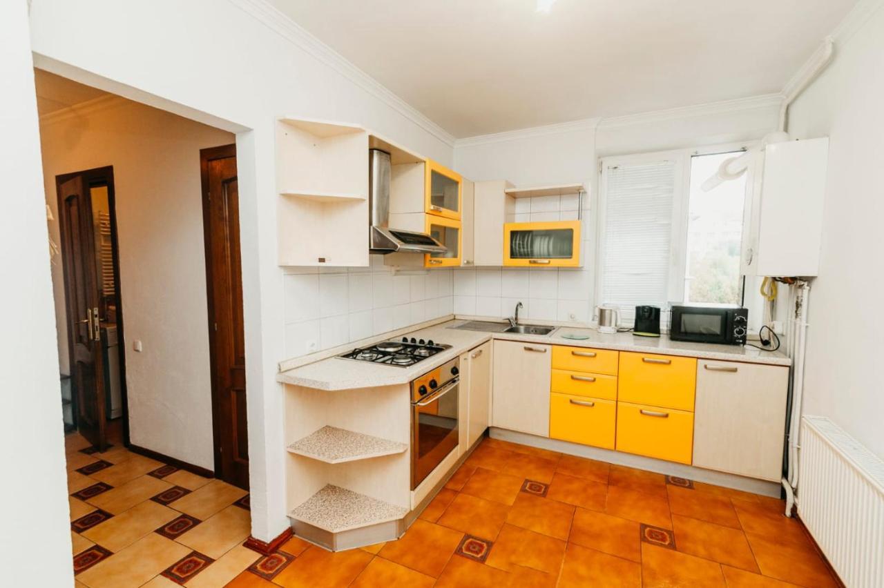 Stefan Cel Mare Apartment Chisinau Ngoại thất bức ảnh